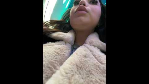 Media: chloe__moon Stripchat 2024-11-10 14:17:00