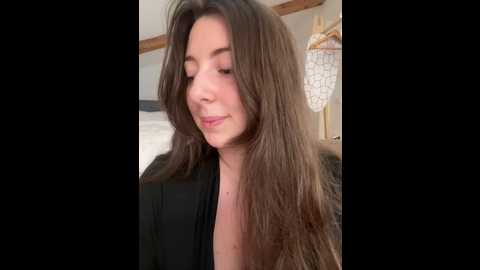 Media: curvyflawless Stripchat 2024-11-10 12:21:00