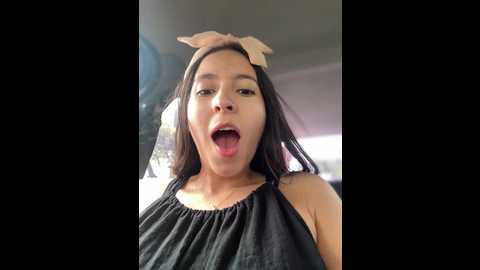 Media: littledoll___ Stripchat 2024-11-10 16:35:00