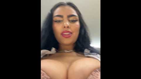 Media: maddy_rouse_ Stripchat 2024-11-10 00:48:00