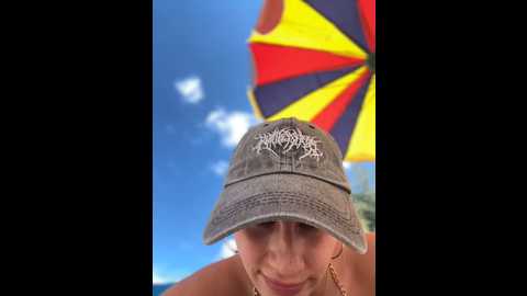 Media: maya_bay Stripchat 2024-11-10 06:38:00