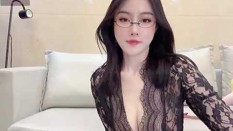 Media: ruoling_19 Stripchat 2024-11-10 19:05:00