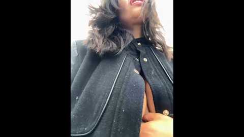 Media: sexi_noemi Stripchat 2024-11-10 21:16:00