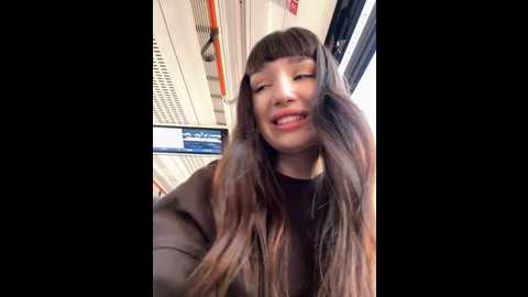 Media: sophie_avory Stripchat 2024-11-10 11:54:00