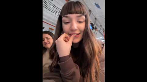 Media: sophie_avory Stripchat 2024-11-10 12:52:00