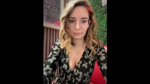 Media: the_snowwhitee Stripchat 2024-11-10 09:38:00