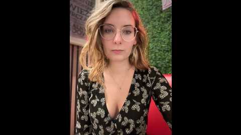 Media: the_snowwhitee Stripchat 2024-11-10 11:37:00