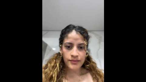 Media: alana15 Stripchat 2024-11-11 21:01:00