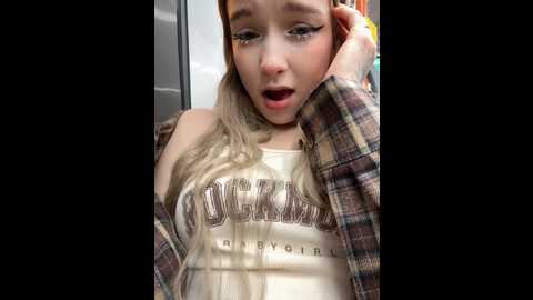 Media: baby_tiny Stripchat 2024-11-11 17:57:00