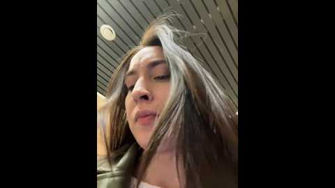 Media: holly_play Stripchat 2024-11-11 14:19:00