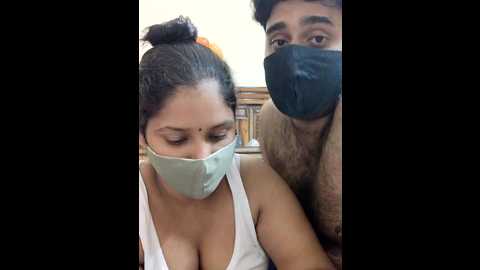 Media: ind_couple1 Stripchat 2024-11-11 16:08:00