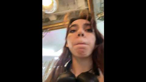 Media: lily__belle Stripchat 2024-11-11 14:39:00