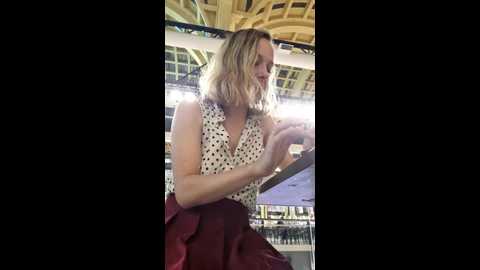 Media: public_katrisha Stripchat 2024-11-11 18:49:00