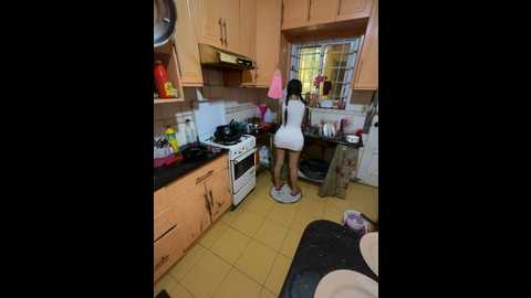 Media: sweetieme Stripchat 2024-11-11 03:46:00