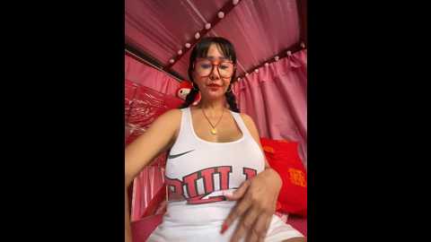 Media: sweetieme Stripchat 2024-11-11 04:23:00