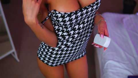 Media: theayana Stripchat 2024-11-11 10:40:00