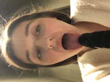 Media: unamiumiu Stripchat 2024-11-11 11:27:00