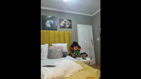 Media: bustygoddess32 Stripchat 2024-11-12 22:27:00