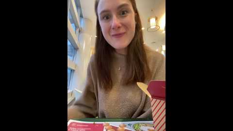Media: dina_tease Stripchat 2024-11-12 13:17:00