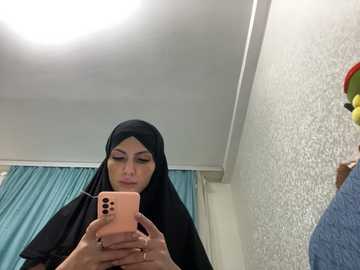 Media: gumusguray Stripchat 2024-11-12 00:58:00