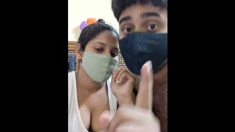 Media: ind_couple1 Stripchat 2024-11-12 07:23:00