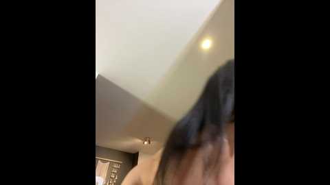 Media: irish_collins Stripchat 2024-11-12 02:45:00