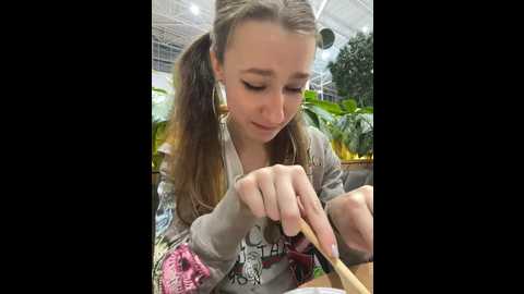Media: lia__love Stripchat 2024-11-12 16:20:00