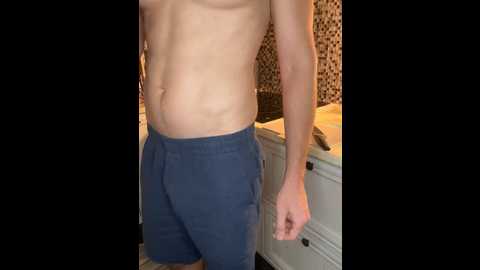 Media: pawsitive_panther Stripchat 2024-11-12 14:12:00