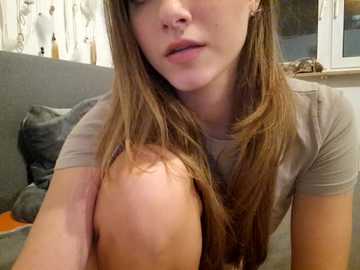 Media: rubyrubin Stripchat 2024-11-12 16:30:00