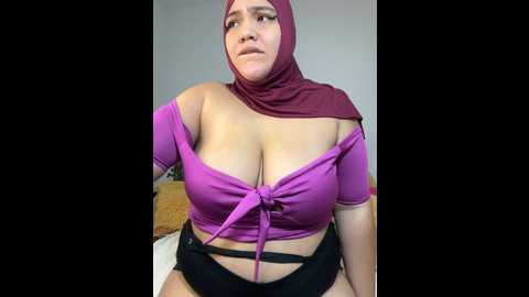 Media: sweetmuslim01 Stripchat 2024-11-12 00:54:00