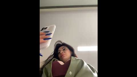 Media: wet__bunny Stripchat 2024-11-12 08:27:00