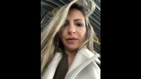 Media: _abril_office1 Stripchat 2024-11-13 19:26:00