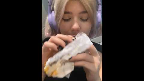 Media: baby__naughty Stripchat 2024-11-13 14:39:00