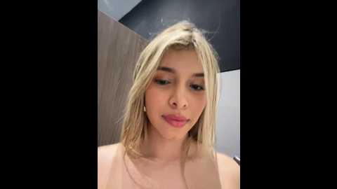 Media: carolina__star Stripchat 2024-11-13 01:26:00