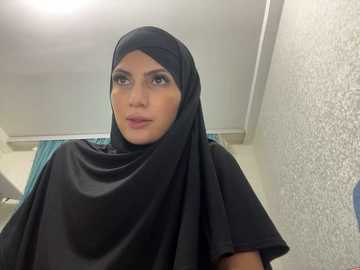 Media: gumusguray Stripchat 2024-11-13 05:10:00