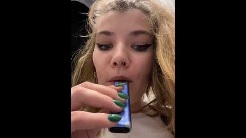 Media: holy_tereza Stripchat 2024-11-13 17:01:00