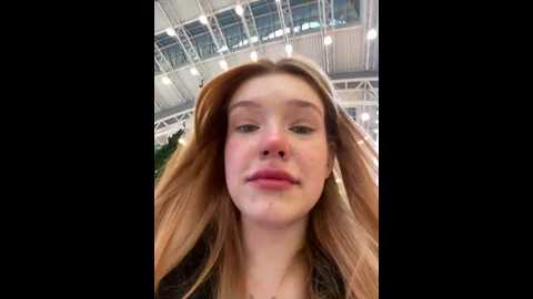 Media: honey___hot Stripchat 2024-11-13 13:30:00