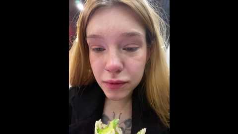 Media: honey___hot Stripchat 2024-11-13 16:42:00