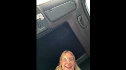 Media: jasminesummer Stripchat 2024-11-13 18:47:00