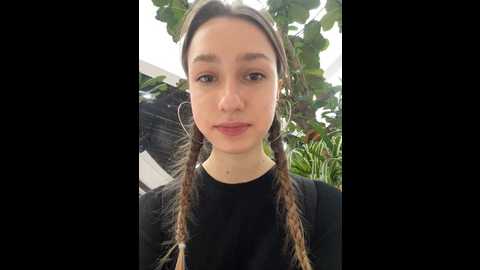 Media: lia__love Stripchat 2024-11-13 10:04:00
