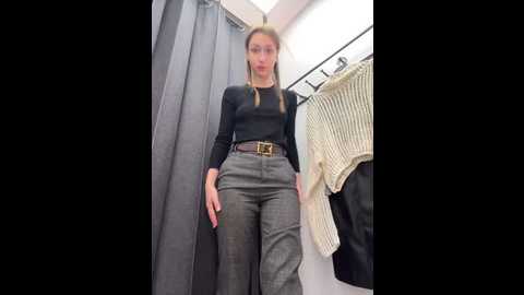 Media: lia__love Stripchat 2024-11-13 10:17:00