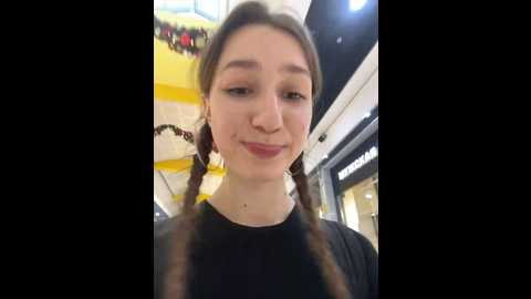 Media: lia__love Stripchat 2024-11-13 12:25:00