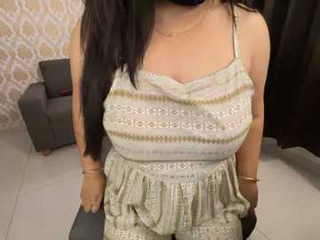 Media: samairahh Stripchat 2024-11-13 16:54:00