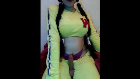 Media: sweet_arabica Stripchat 2024-11-13 09:20:00