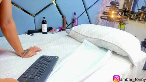 Media: amber_tonny25 Stripchat 2024-11-14 16:17:00