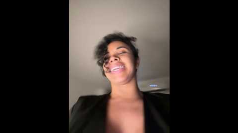 Media: brunettexio Stripchat 2024-11-14 07:07:00