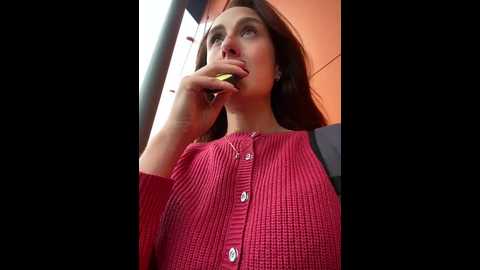 Media: dina_tease Stripchat 2024-11-14 12:21:00