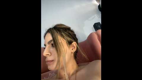 Media: emiss_ Stripchat 2024-11-14 21:27:00