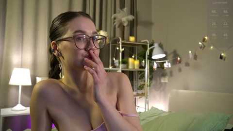 Media: lisaleev Stripchat 2024-11-14 15:46:00