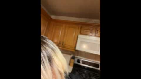 Media: littlemisseeve Stripchat 2024-11-14 01:35:00